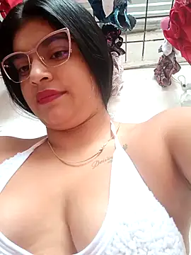 naughty-girl01 online show from 02.06.25