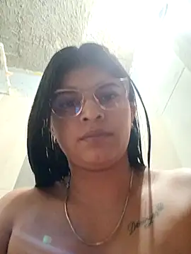 naughty-girl01 online show from 02.14.25