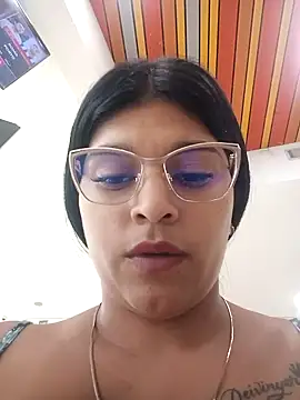 naughty-girl01 online show from 02.20.25