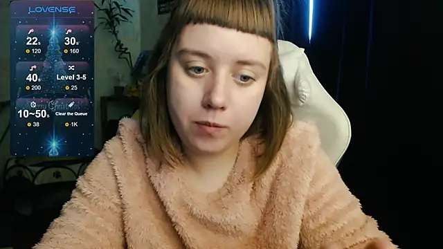 Snapshot of June_shy0 chatting on 12.13.24 June shy0 online show from 12.13.24