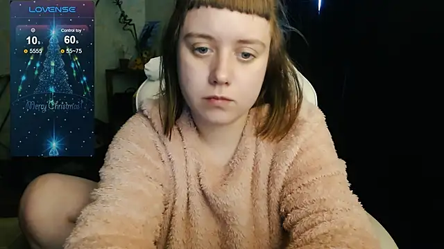 Snapshot of June_shy0 chatting on 12.13.24 June shy0 online show from 12.13.24