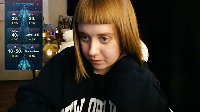 Snapshot of June_shy0 chatting on 12.18.24 June shy0 online show from 12.18.24