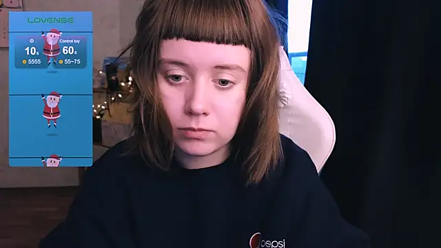 Snapshot of June_shy0 chatting on 12.28.24 June shy0 online show from 12.28.24