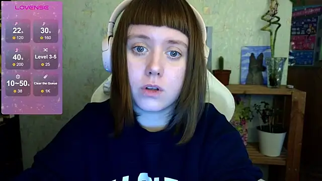 Snapshot of June_shy0 chatting on 01.30.25 June shy0 online show from 01.30.25