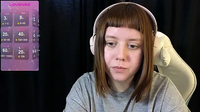 Snapshot of June_shy0 chatting on 02.21.25 June shy0 online show from 02.21.25