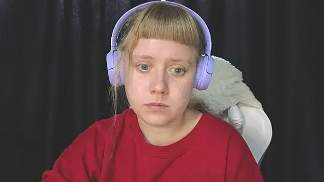 Snapshot of June_shy0 chatting on 09.14.25 June shy0 online show from 09.14.25