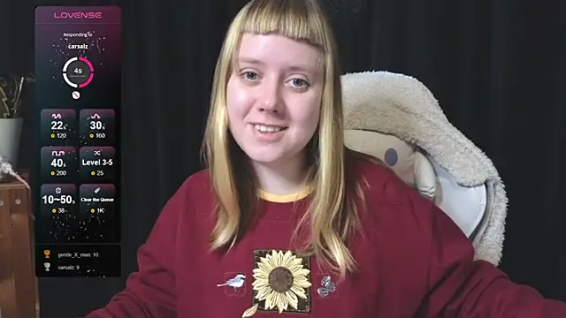 Snapshot of June_shy0 chatting on 11.19.25 June shy0 online show from 11.19.25