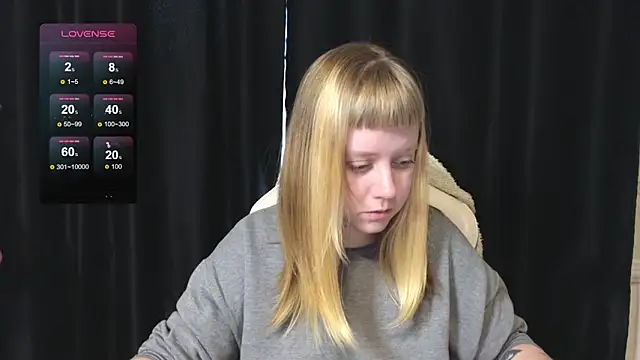 Snapshot of June_shy0 chatting on 11.21.25 June shy0 online show from 11.21.25