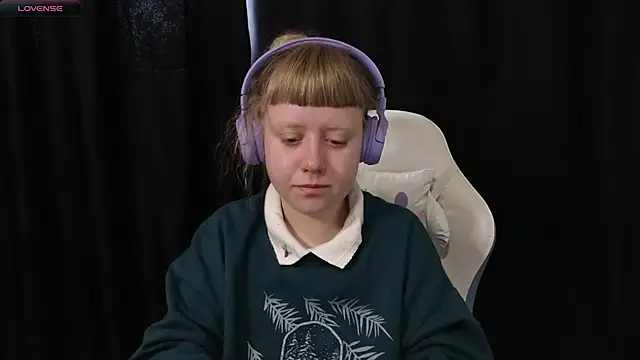 June shy0 online show from 04.25.26