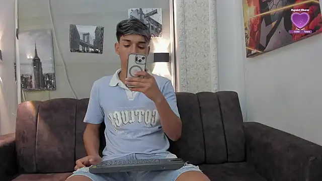 Snapshot of ryan_carter08 chatting on 03.16.25 ryan carter08 online show from 03.16.25