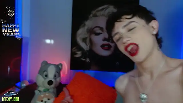 Snapshot of maxiy_001 chatting on 01.02.25 maxiy 001 online show from 01.02.25