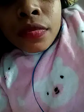 Snapshot of Queen_suman chatting on 12.11.24 Queen suman online show from 12.11.24