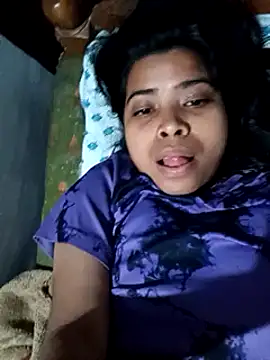 Snapshot of Queen_suman chatting on 12.28.24 Queen suman online show from 12.28.24