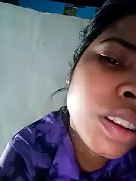 Snapshot of Queen_suman chatting on 12.28.24 Queen suman online show from 12.28.24