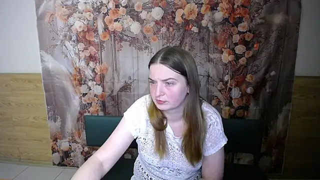 Snapshot of FreyaDak chatting on 02.07.26 FreyaDak online show from 02.07.26