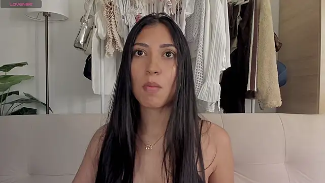 Sweetnaughtygirl  online show from 04.22.26