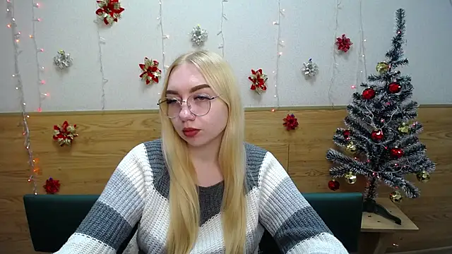 BeatriceFly online show from 12.29.24