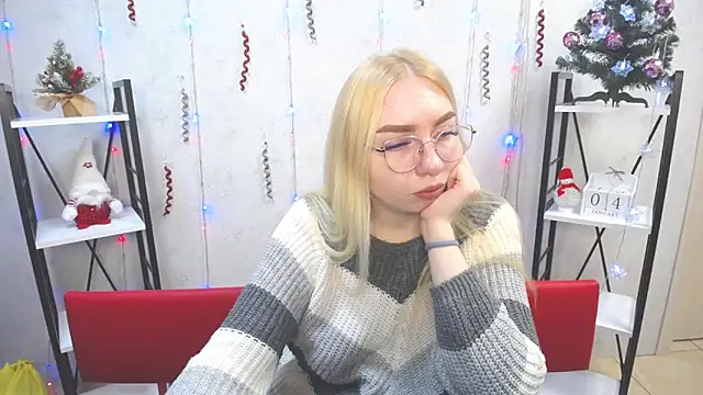 BeatriceFly online show from 01.04.25