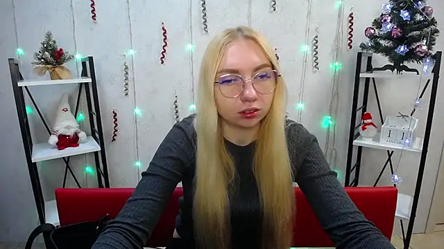 BeatriceFly online show from 01.11.25