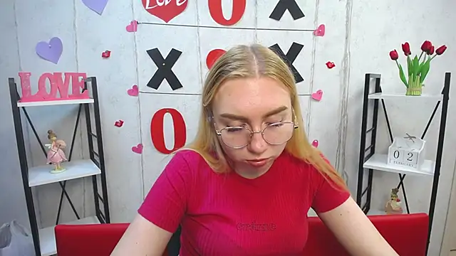 BeatriceFly online show from 02.02.25