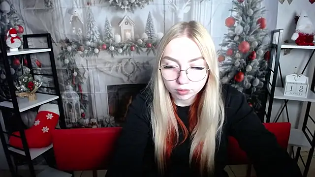 BeatriceFly online show from 01.12.26