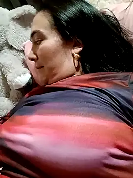 Snapshot of skayhot_ chatting on 02.22.25 skayhot online show from 02.22.25