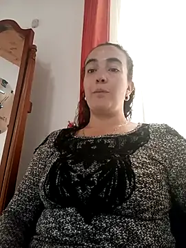 Snapshot of skayhot_ chatting on 03.17.25 skayhot online show from 03.17.25