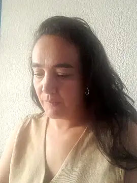 Snapshot of skayhot_ chatting on 09.23.25 skayhot online show from 09.23.25