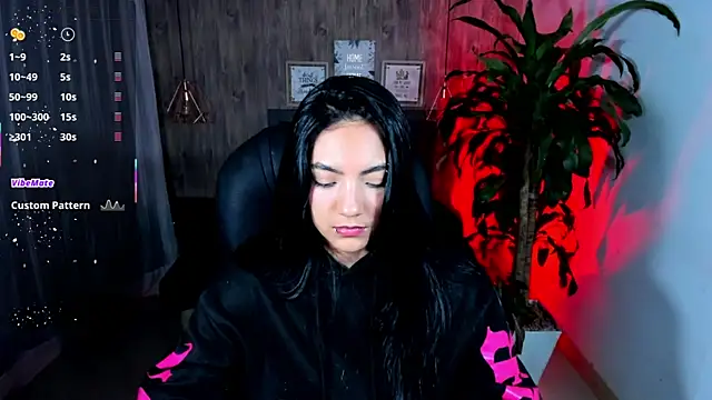 miichael black online show from 10.09.25