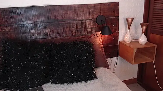 Snapshot of Celeste_sanz chatting on 03.10.25 Celeste sanz online show from 03.10.25