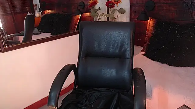 Snapshot of Celeste_sanz chatting on 03.21.25 Celeste sanz online show from 03.21.25