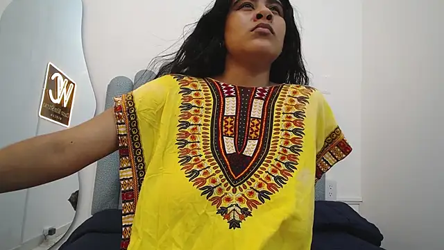 iniyalaboni online show from 02.17.25