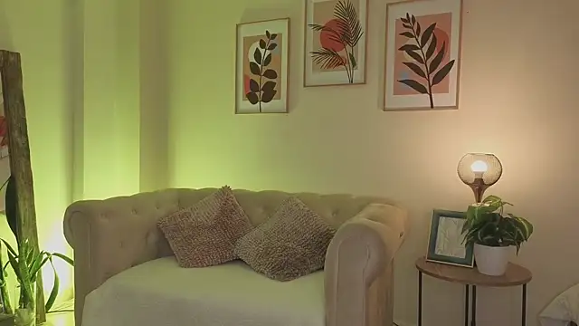 DahianaWalcott online show from 04.06.26