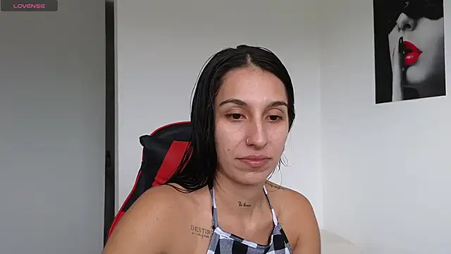 tammyandrade  online show from 02.25.25