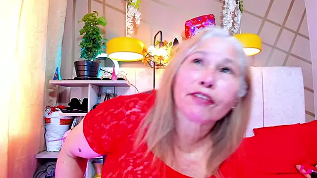 girl amada online show from 02.24.25