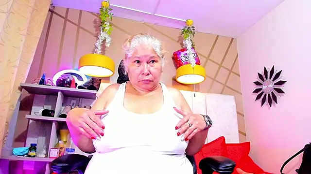 girl amada online show from 03.02.25