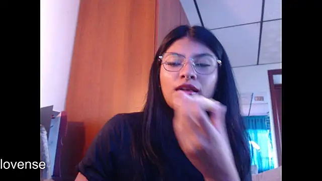 hanna beili online show from 07.28.26