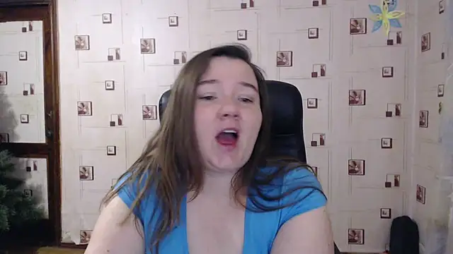 Snapshot of TasyaBigTTs chatting on 02.22.25 TasyaBigTTs online show from 02.22.25