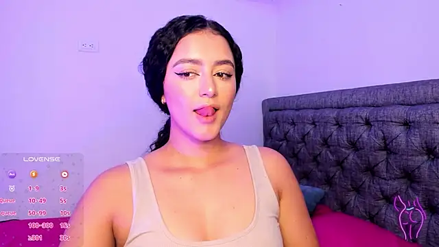 Adhara-zanne online show from 12.22.25