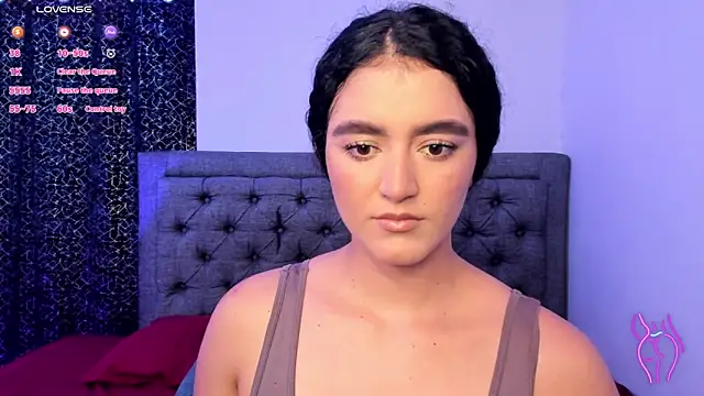 Snapshot of Adhara-zanne chatting on 05.25.26 Adhara-zanne online show from 05.25.26