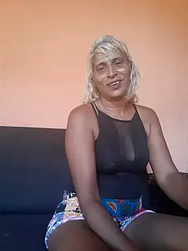 Goodgirlsue 77 online show from 02.04.25