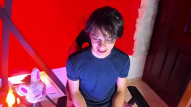 Snapshot of LilOwen_ chatting on 02.16.26 LilOwen online show from 02.16.26