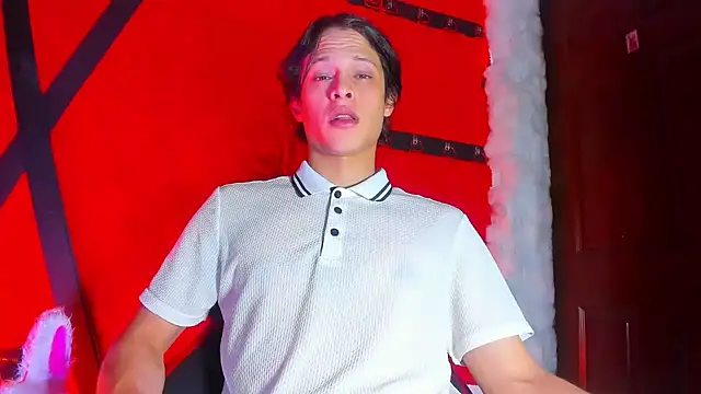 Snapshot of LilOwen_ chatting on 03.03.26 LilOwen online show from 03.03.26