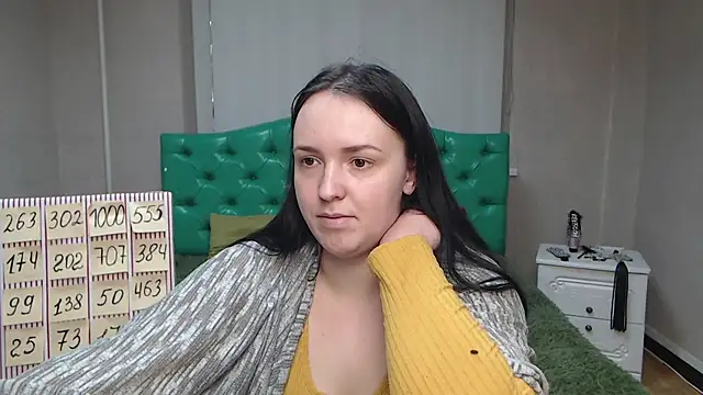 IsabelBlackberry online show from 01.23.25