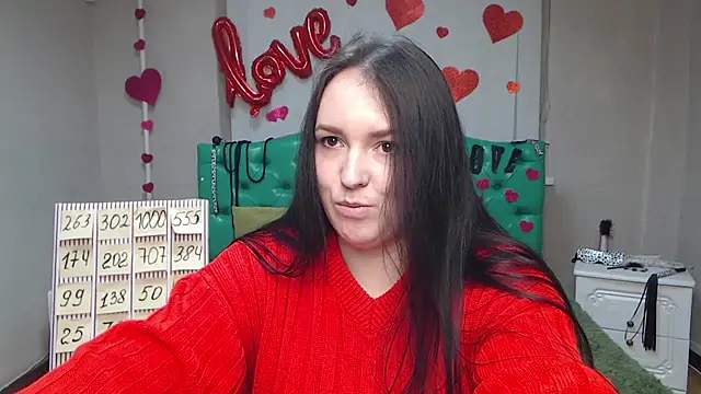 IsabelBlackberry online show from 02.14.25