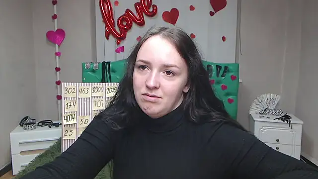 IsabelBlackberry online show from 10.05.25