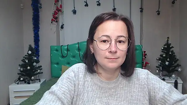 Snapshot of MarieSho chatting on 01.16.25 MarieSho online show from 01.16.25