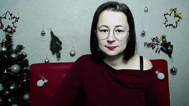 Snapshot of MarieSho chatting on 01.17.25 MarieSho online show from 01.17.25