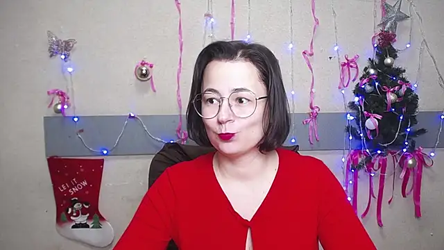 Snapshot of MarieSho chatting on 01.20.25 MarieSho online show from 01.20.25