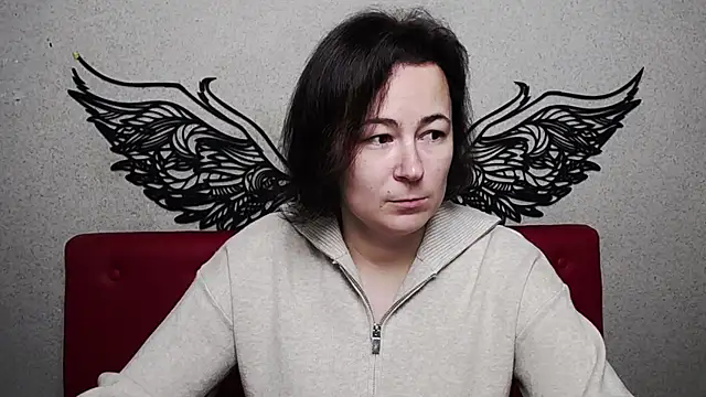 Snapshot of MarieSho chatting on 01.27.25 MarieSho online show from 01.27.25